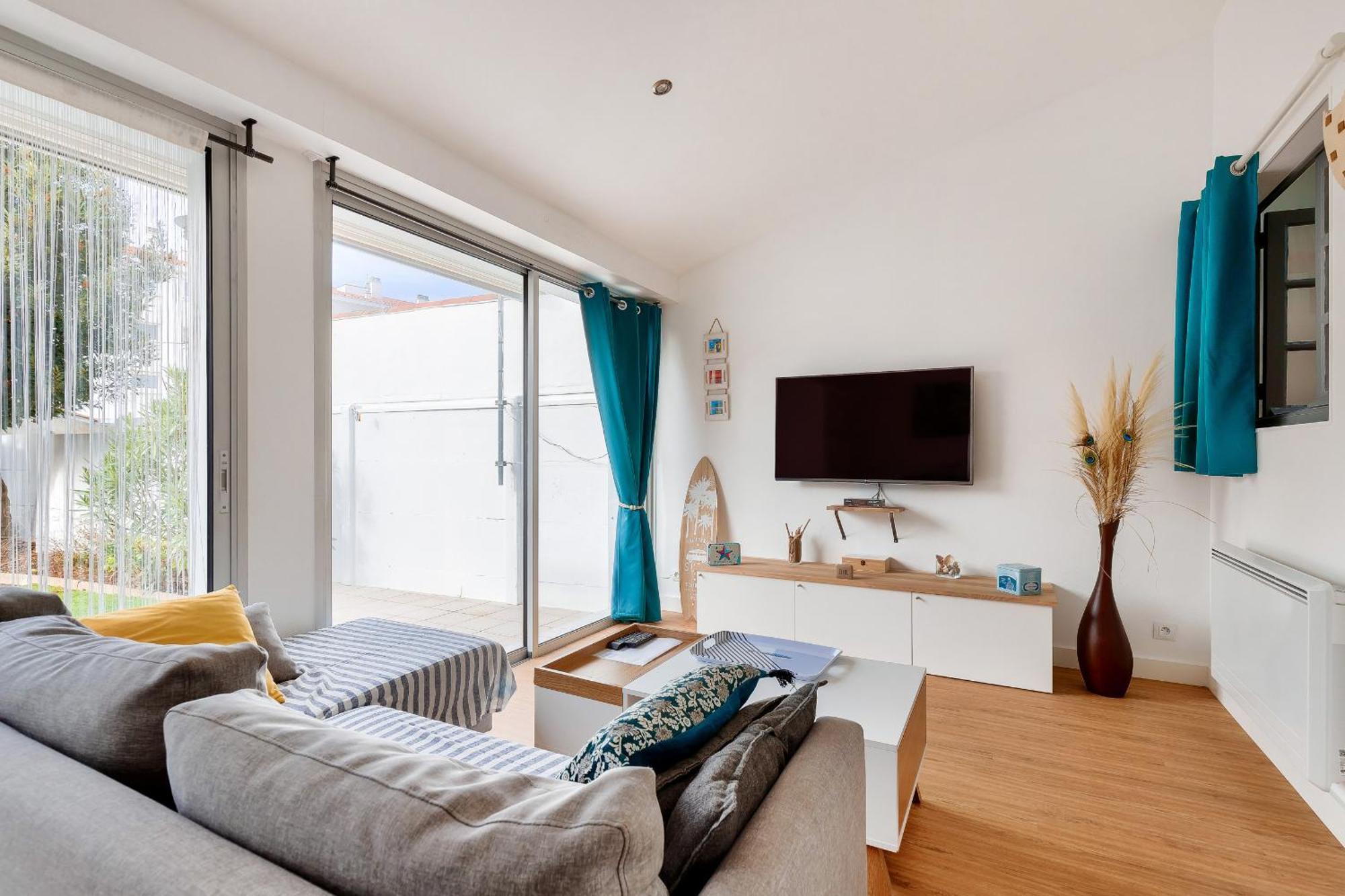 Entre Coeur De Ville Et Plage, Maison Pour 8 Saint Gilles Croix de vie Buitenkant foto